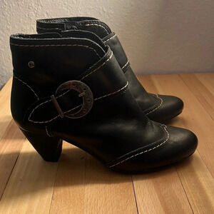 Pikolinos Woman’s Leather Black Leather Boots. Sz 5.5